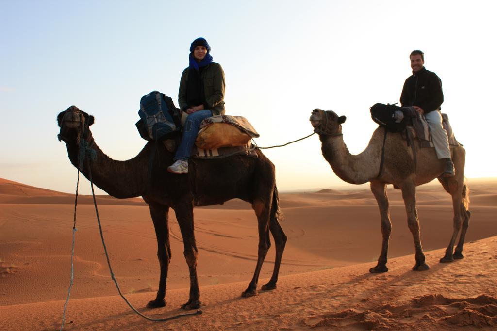Riad Desert Camel Merzouga Exteriör bild